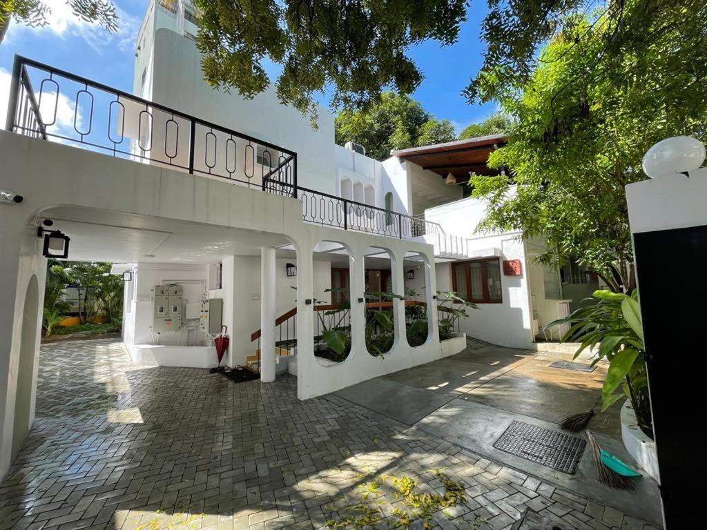 Hanu Reddy Residences - Nawab Habibullah Avenue Chennai Exteriör bild